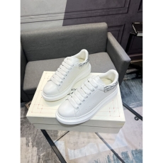 Alexander Mcqueen Low Shoes